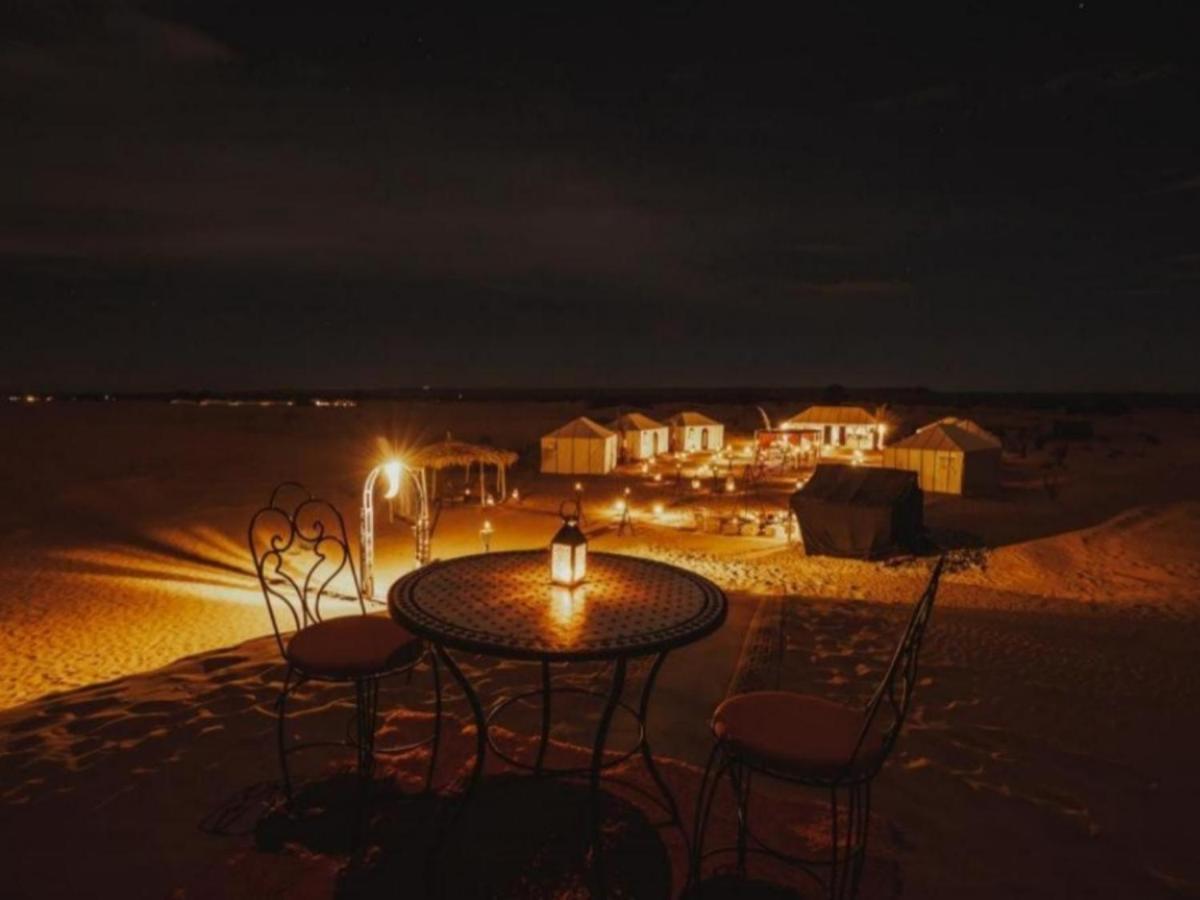 Desert Paradise Luxury Camp Мерцуга Екстериор снимка