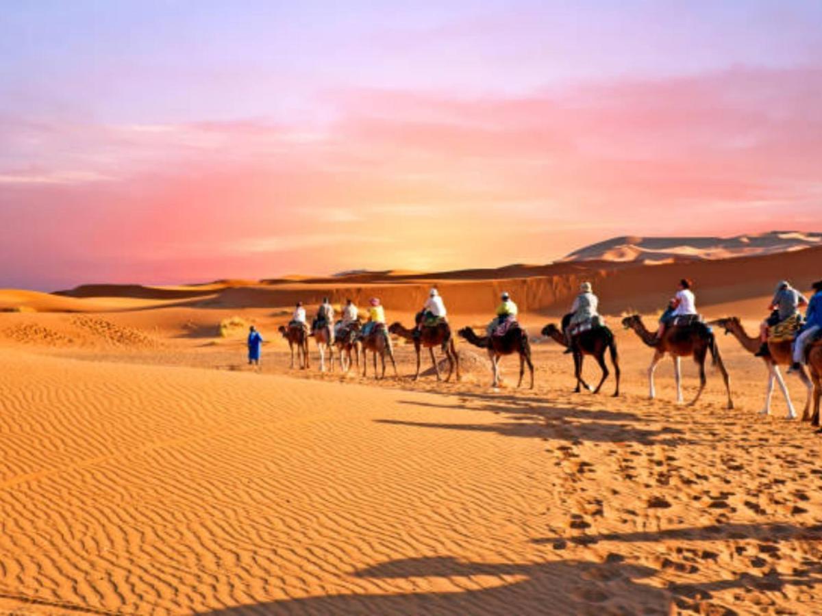 Desert Paradise Luxury Camp Мерцуга Екстериор снимка