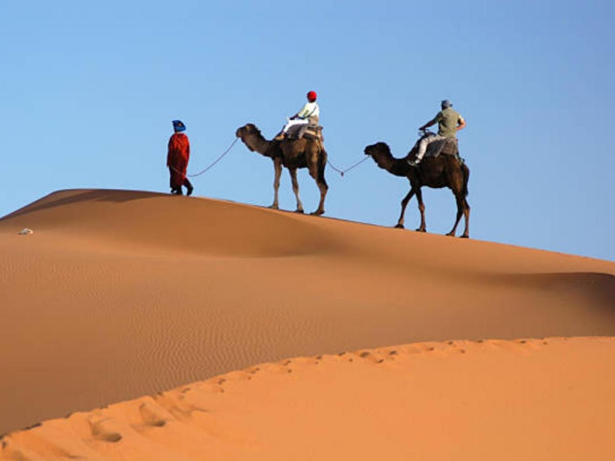 Desert Paradise Luxury Camp Мерцуга Екстериор снимка
