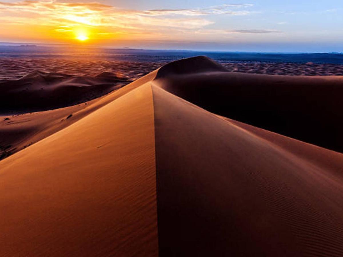 Desert Paradise Luxury Camp Мерцуга Екстериор снимка
